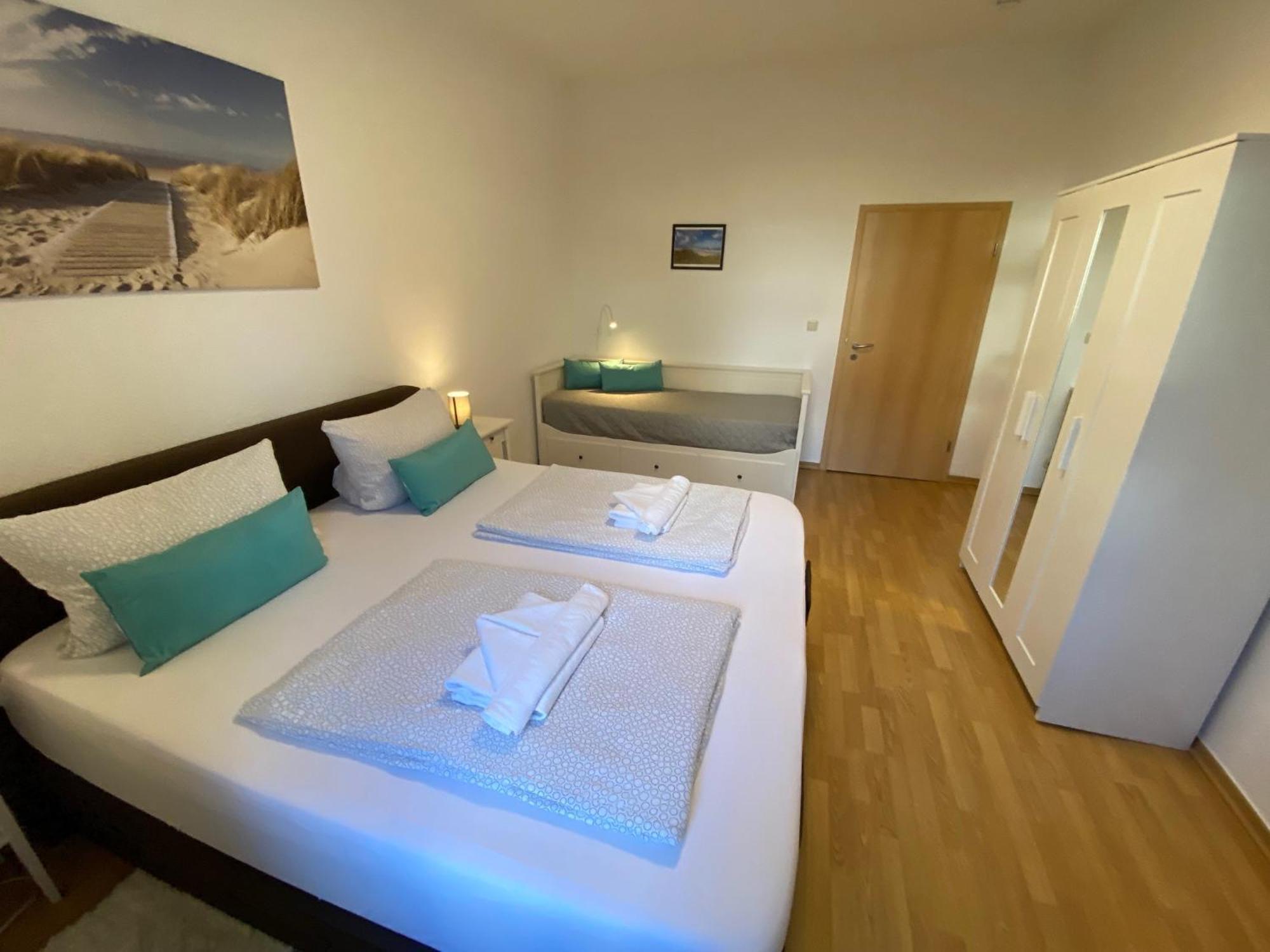 Zur Schleuse - Ferienwohnung Bis 6 Personen Mit Gem Garten Росток Екстериор снимка