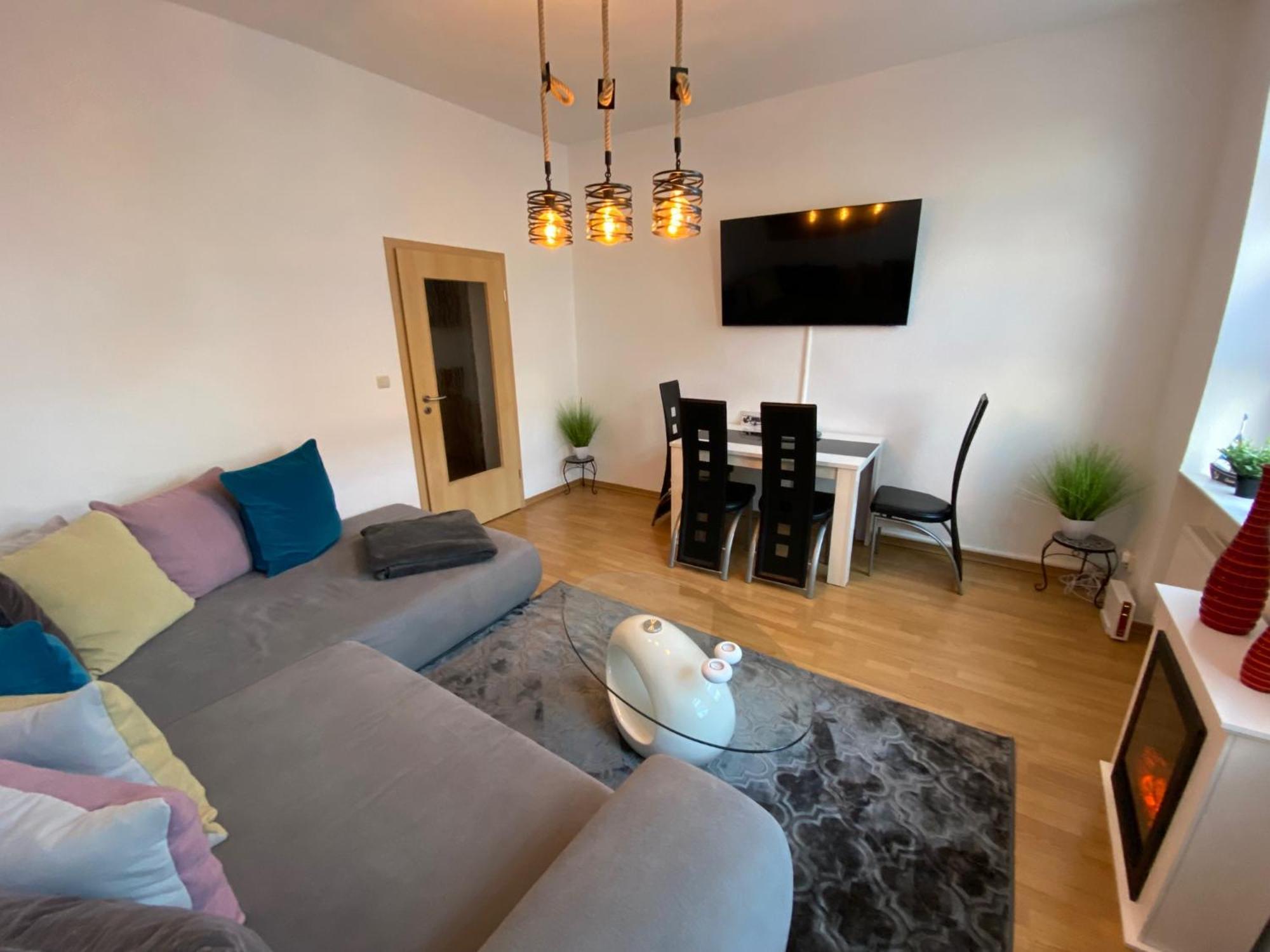 Zur Schleuse - Ferienwohnung Bis 6 Personen Mit Gem Garten Росток Екстериор снимка