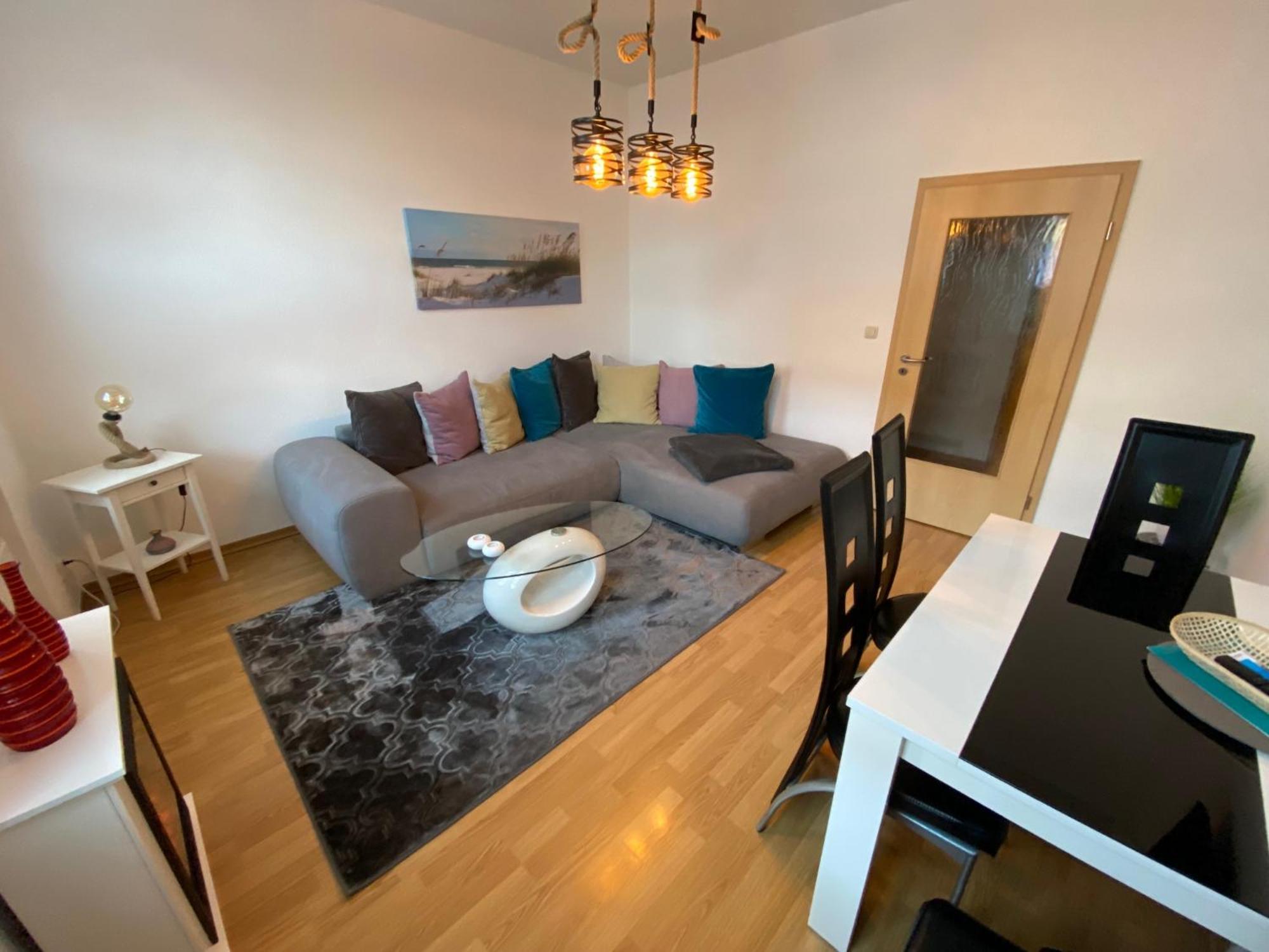 Zur Schleuse - Ferienwohnung Bis 6 Personen Mit Gem Garten Росток Екстериор снимка